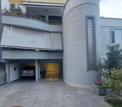 Apartament 3+1 pranë plazhit