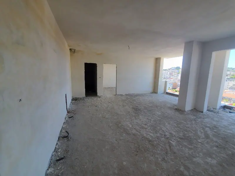 Piso 2+1, 4/9