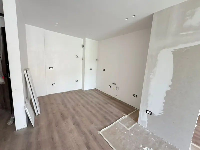 3+1 apartment near the beach, 4/27