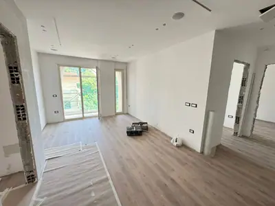 3+1 apartment near the beach, 8/27