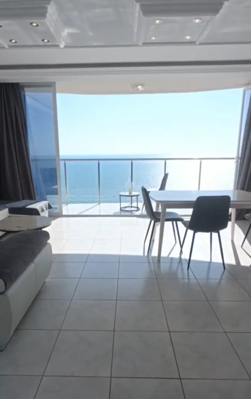 1+1-Wohnung mit Meerblick, 2/14