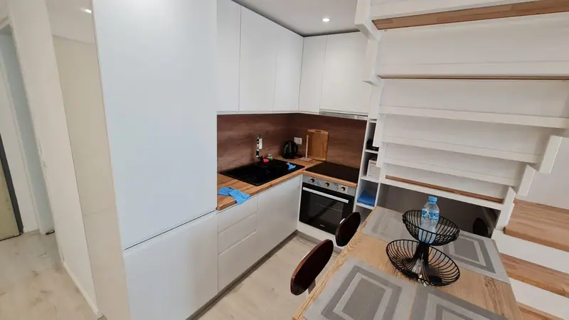 Apartament 2+1 me pamje nga deti, 4/17