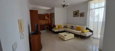 Apartament 2+1 pranë plazhit