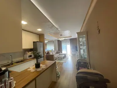 Apartament 2+1 me pamje nga deti