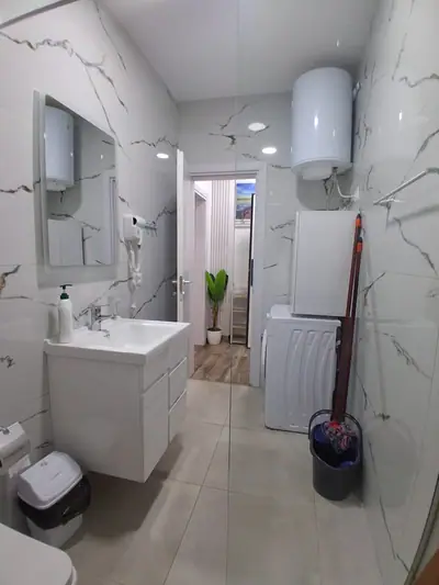 Apartament 1+1 pranë plazhit, 9/12