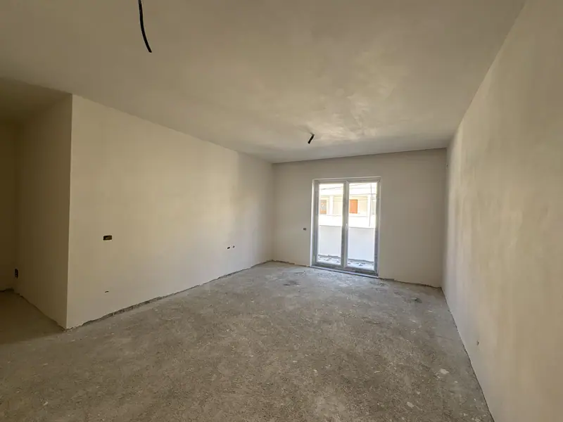 Apartament i gjerë 3+1, 2/12