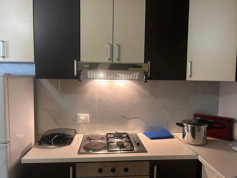 1+1-Wohnung, 5/12