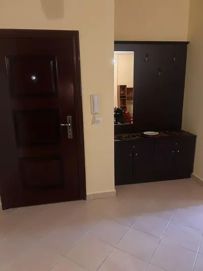 1+1-Wohnung, 9/12