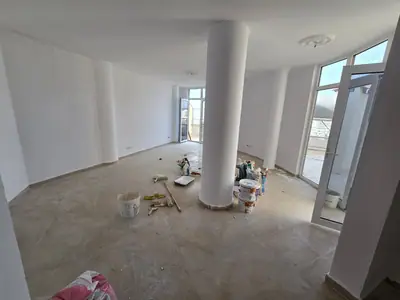 Apartament i gjerë 3+1, 12/36