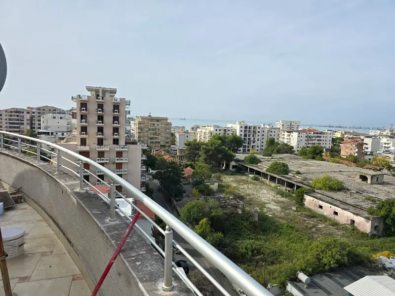 Apartament i gjerë 3+1, 2/36
