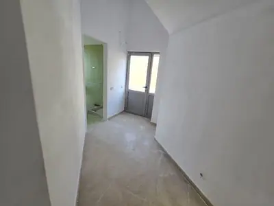 Apartament i gjerë 3+1, 22/36