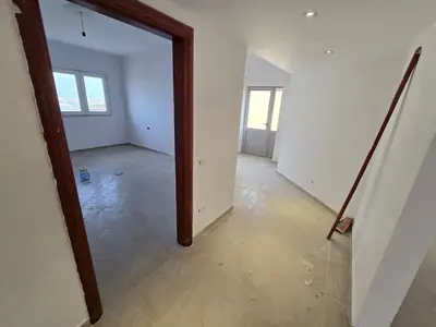 Apartament i gjerë 3+1, 24/36