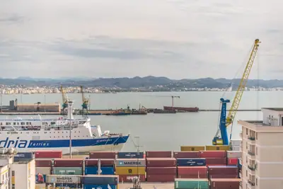 1+1 apartment, 12/15
