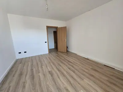 2+1-Wohnung, 6/11