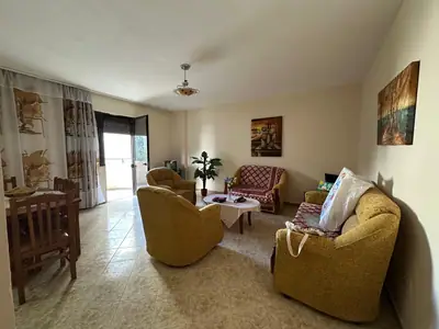 Apartament 2+1 pranë plazhit