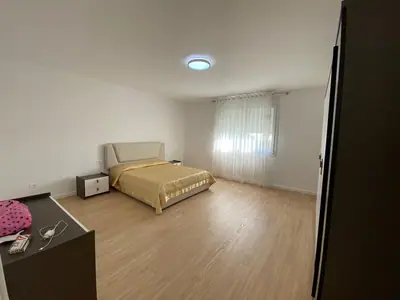 Geräumige 2+1-Wohnung, 8/21