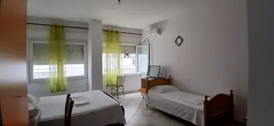Garsonierë pranë plazhit