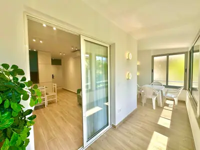 Apartament 1+1 pranë plazhit, 10/11