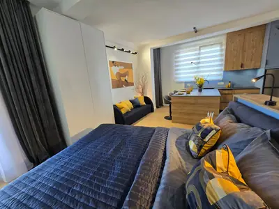 Studio im Neubau, 21/26