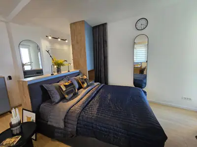 Studio im Neubau, 22/26
