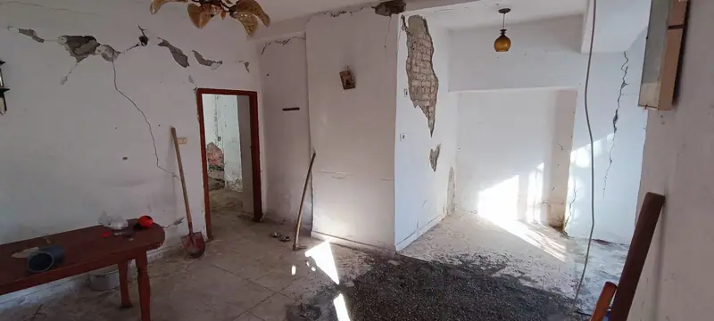 Apartament 1+1, 3/5