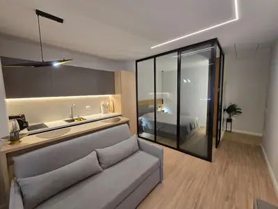 Apartament 2+1 pranë plazhit