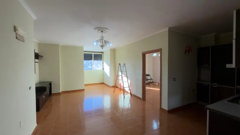 2+1-Wohnung, 3/12