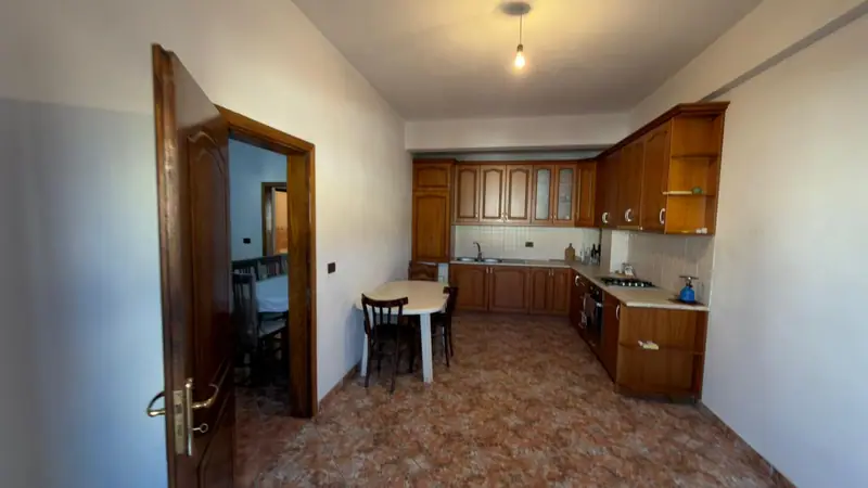 Apartament i gjerë 3+1, 2/11