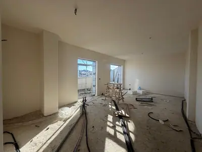 Piso amplio 2+1, 10/18