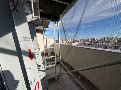 Piso amplio 2+1, 16/18