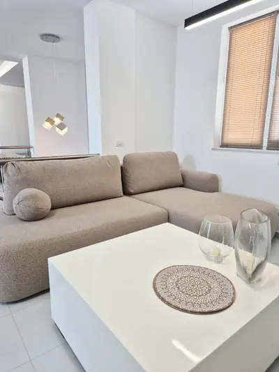 Apartament 1+1 me pamje nga deti, 30/59