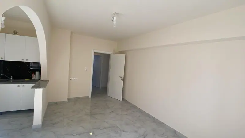Geräumige 2+1-Wohnung, 2/8