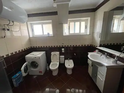 Piso 2+1, 8/9