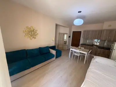 1+1-Wohnung mit Meerblick, 6/15