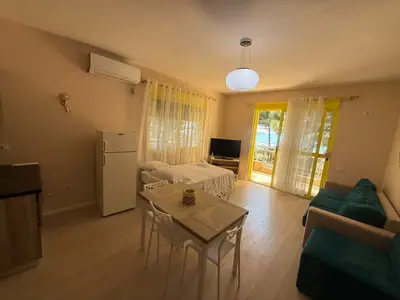 1+1-Wohnung mit Meerblick, 7/15