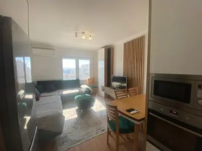 Apartament 2+1 pranë plazhit