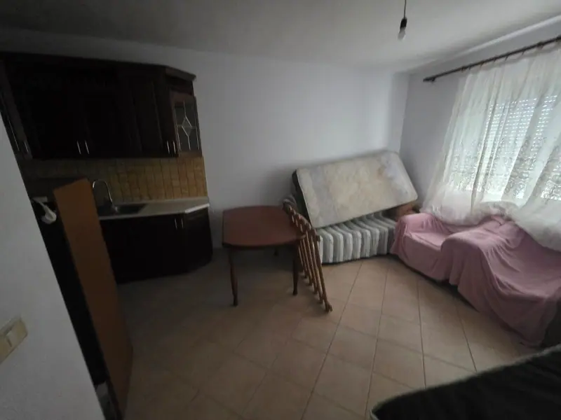 1+1-Wohnung in Strandnähe, 2/4