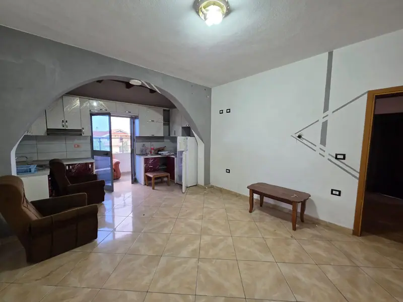 Piso amplio 4+1, 3/27
