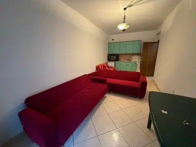 Garsonierë pranë plazhit