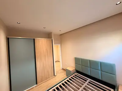 Apartament 2+1 pranë plazhit