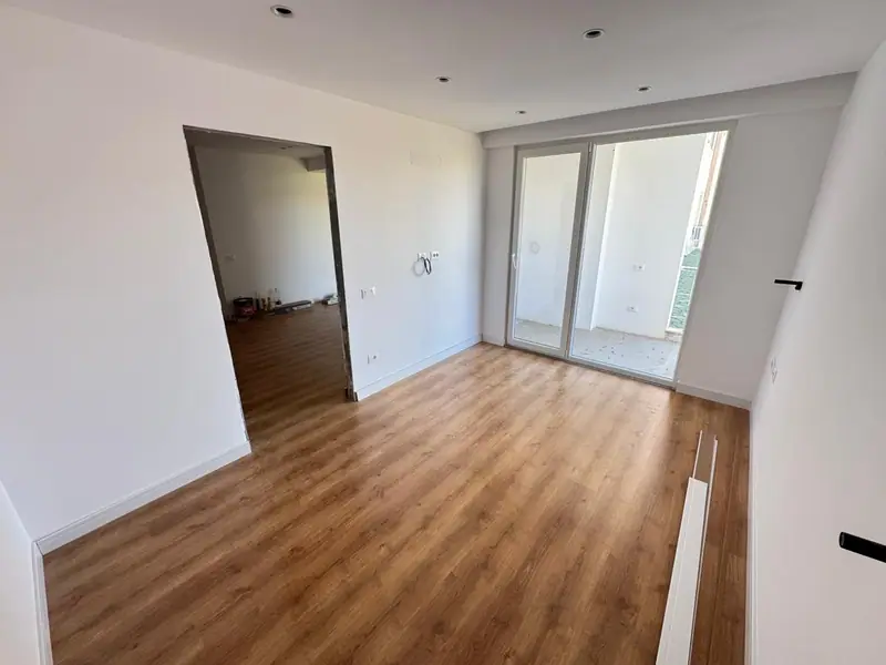 1+1-Wohnung mit Meerblick, 5/10