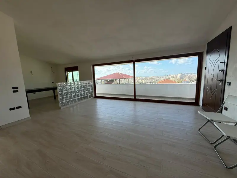 Piso 2+1 con vistas al mar, 5/17