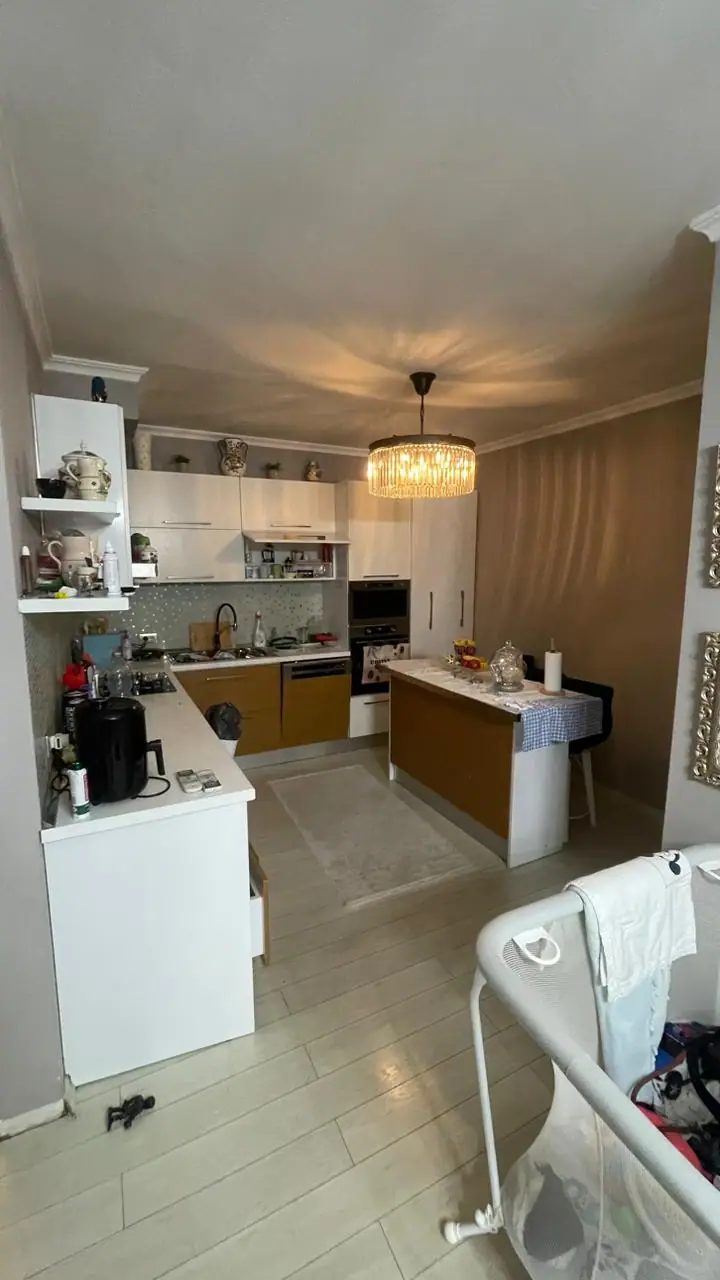 Piso amplio 2+1, 3/16