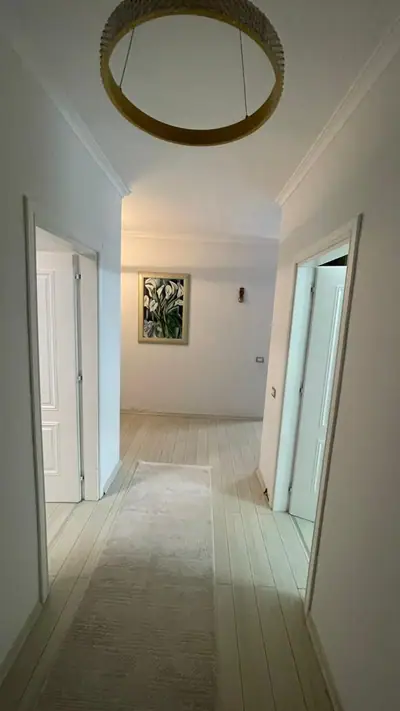 Piso amplio 2+1, 6/16
