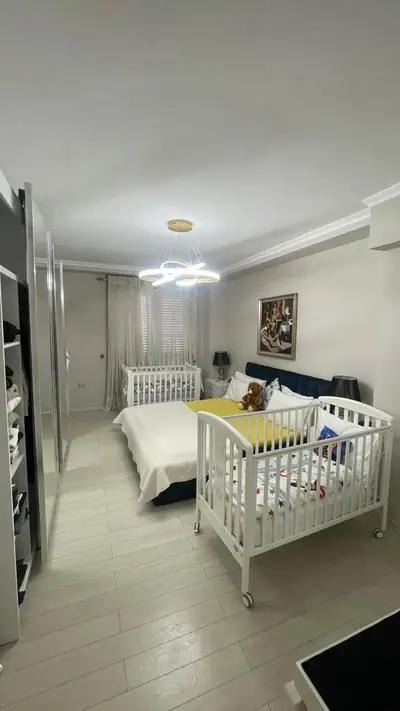 Piso amplio 2+1, 7/16