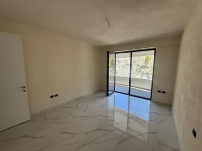 Apartament 2+1 me pamje nga deti, 8/27