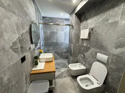 Apartament 1+1 pranë plazhit, 15/16