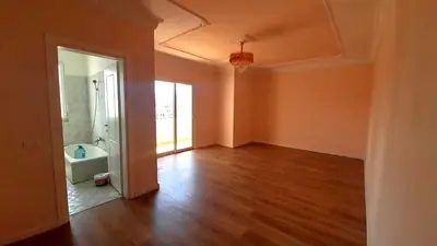 Piso amplio 2+1, 7/13
