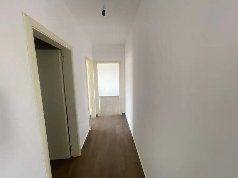 Apartament i gjerë 3+1, 5/10