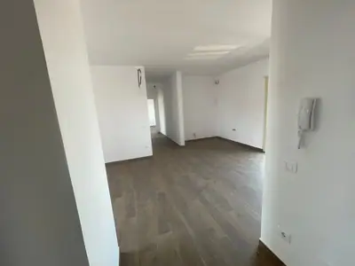 Apartament i gjerë 3+1, 6/10